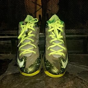 Nike Lebron Soldier XI